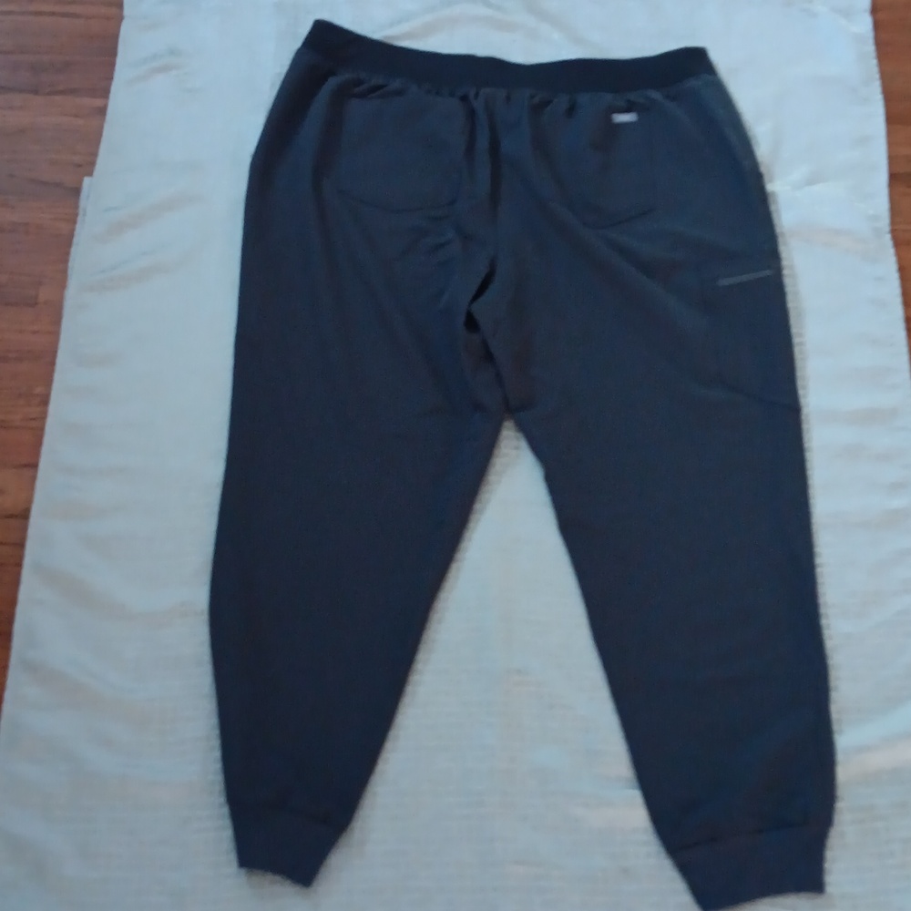 Pants - Picture 4 of 4